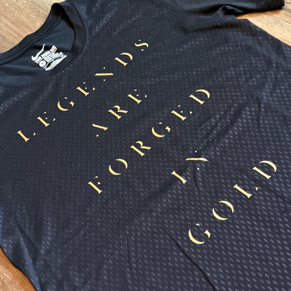 Nike Tee - Picture 3 of 6